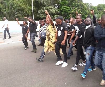 Marche d’étudiants à Abidjan pour réclamer justice après l’assassinat d’un des leurs
