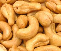 Noix de cajou : Dans l’attente d’une éventuelle hausse du prix de vente, des planteurs refusent de vendre leurs produits