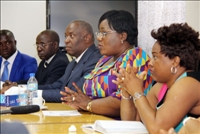 Lutte contre la prostitution dans les bars – Anne Oulotto au secours d’une quinzaine de jeunes filles