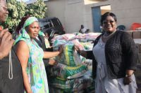 Le Ministère de la Solidarité fait don de vivres et non vivres d’une valeur de 60 millions de F CFA aux rapatriés de la Centrafrique 