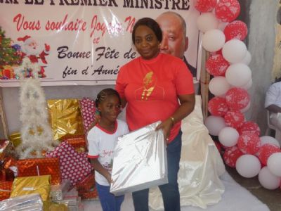 Célébration de la Noël : Plus de 200 enfants d’Adjamé Williamsville reçoivent des cadeaux