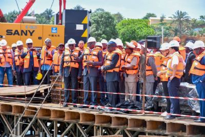 Les travaux du 4ème pont d’Abidjan “avancent correctement”, rassure le ministre de l’Equipement et de l’Entretien routier
