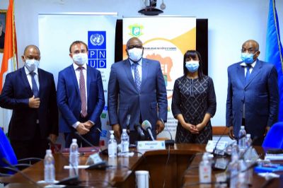 Cycle Electoral: La France apporte une contribution de 200 mille Euros au basket fund du PNUD pour soutenir l’acheminement et le traitement des résultats des votes lors des élections de 2020