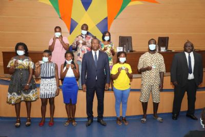 Amélioration de l’employabilité des jeunes: Mamadou Touré offre des permis de conduire à 5000 jeunes