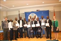 Coopération: des policiers ivoiriens honorés à l’ambassade des USA