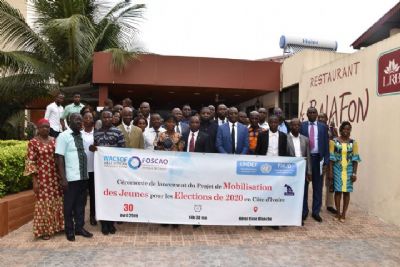 Politique: Neuf partis politiques adhèrent à la charte ivoirienne pour la responsabilisation politique des jeunes  (Société civile)