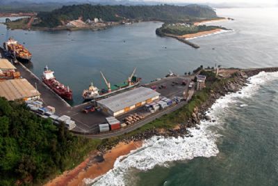 Les acteurs de la plateforme portuaire saluent les progrès du port de San Pedro