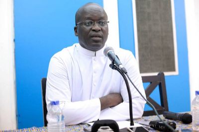 Assassinat de la secrétaire de l’église Sainte-Cécile : l’Église catholique félicite les enquêteurs après l’interpellation de 4 suspects et invite à la vigilance