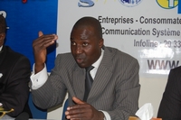 Produits contrefaits / Présence d’huiles de table importées : Marius Comoé, président de la FACACI s’inquiète