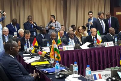 Lutte contre l’immigration clandestine: la Côte d’Ivoire prend part au sommet international Afrique-UE au Niger