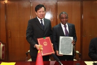 La Chine offre 2,6 millions USD en matériel à la Côte d’Ivoire