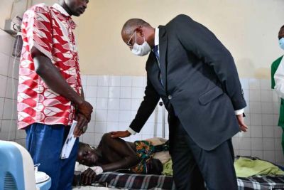 Accident à Ferkessédougou : le Premier Ministre exprime la compassion du Chef de l’État aux familles des victimes