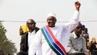 Humeur présidentielle en Gambie : Adama Barrow a-t-il vraiment échappé à un coup d’État?