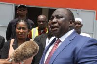 Peste porcine: le ministre Adjoumani remet les compensations de l’Etat aux éleveurs de San Pedro