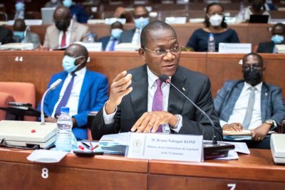 Adoption du Budget 2022 du Ministère de construction : passage réussi pour le Ministre Bruno Nabagné Koné au Sénat (Ministère)