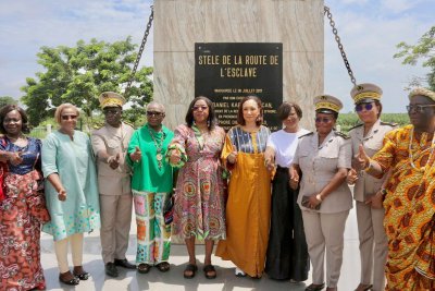 ADWIN : La ministre Françoise Remark conduit une délégation d'Africaines et d'afro-descendantes en visite d'immersion à Kanga-Nianzé (Agneby-Tiassa)