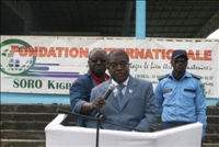 Arbre de Noël à Agboville / Plus de 800 enfants “gâtés” par le maire Albert N’cho Acho