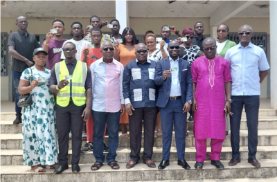 Agboville-Le maire N'cho Acho Albert offre 50 permis aux jeunes