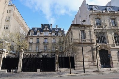 Consulat Général de la République de Côte d'Ivoire à Paris: les usagers invités à prendre un rendez-vous préalable avant tout service