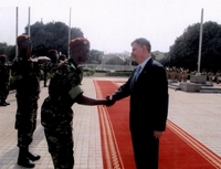 Communiqué de presse : L’Ambassade de Suisse finance la réhabilitation de l’atelier mécanique de l’Ecole Militaire Préparatoire Technique à Bingerville