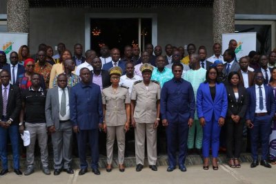 Amélioration de la compétitivité de la chaîne de valeur de l’ananas: le  PCCET et les acteurs élaborent des solutions