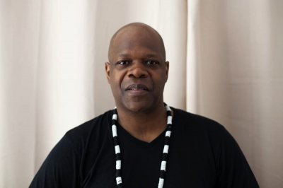 Amobé Mévégué, ancien journaliste de RFI et présentateur sur France 24, est mort