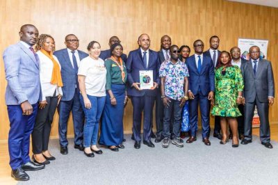 Année de la Jeunesse: le gouvernement reçoit le rapport officiel des consultations nationales