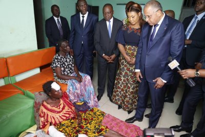 Dramatiques accidents du 1er août 2022: le Premier Ministre Patrick Achi au chevet des blessés et auprès des familles endeuillées du village d'Attiékoi