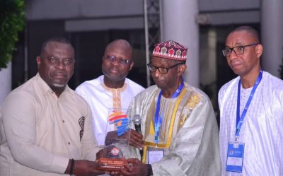 Assurances : l'auteur ivoirien Gérardo Daniel Zannoubo primé à la 47e AG de la FANAF