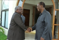 Le Chef de l’Etat a reçu un Emissaire de la Présidente du Libéria