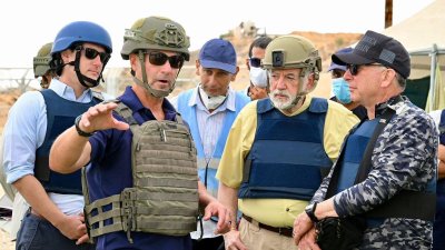 L'envoyé de Trump visite un site de distribution d'aide controversé à Gaza