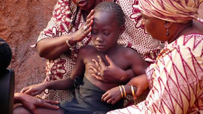Mutilations génitales féminines / Imam Cissé Djiguiba : « Nous constatons un recul significatif de la pratique des MGF »