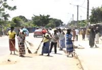 Côte d’Ivoire: les femmes balayeuses d’Abidjan manifestent