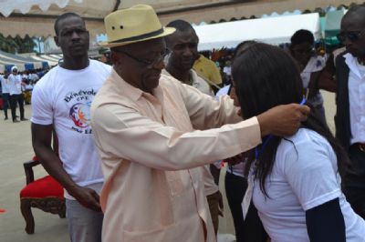 Grand-Bassam : Journée de reconnaissances des bénévoles Gpe/ Le maire Ezaley à propos des municipales : « Bassam est déjà bouclée, tchoco-tchoco, je vais gagner l’élection qui vient »