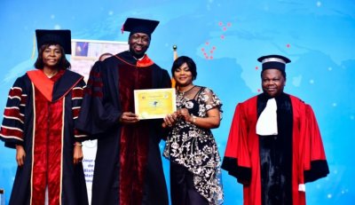 Bishop Ouattara Mohamed Idriss fait Docteur Honoris Causa de Cypress International Institute University