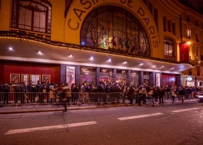 « BLADI COMEDY SHOW » : la Banque Populaire célèbre son millionième client MDM au casino de Paris