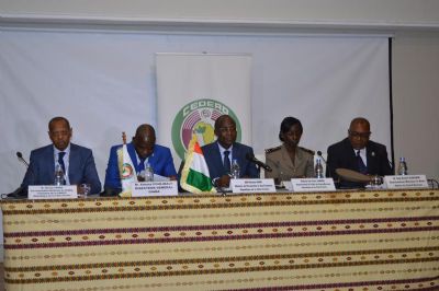 Lutte contre le blanchiment de capitaux et le terrorisme : le ministre Adama Koné réaffirme l’engagement du gouvernement ivoirien