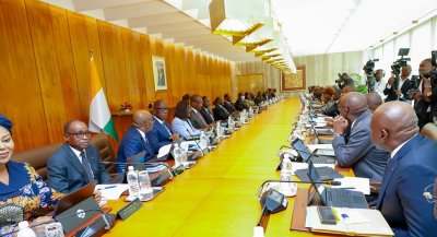 Blocs pétroliers CI 524, CI 803 et CI 806 : le gouvernement octroie une autorisation de reconnaissance à la société ESSO de ExxonMobil