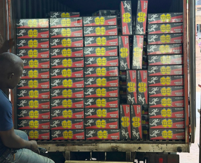 Bouaké : plus de 1 000 cartons de boisson énergisante saisis