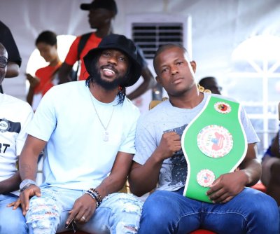 Boxe : Le champion de boxe, Koné Adama reçoit les bénédictions des footballeurs Gervinho, Evrard Kouassi, Christian Kouamé…