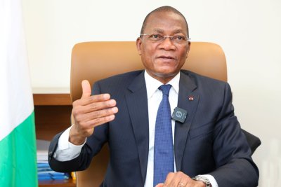 Secteurs des travaux publics et  du bâtiment :  Bruno Koné présente les opportunités d’insertion des jeunes à Mamadou Touré