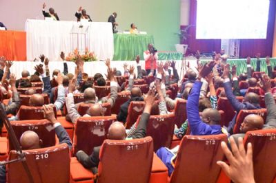 Le Sénat adopte en commission le projet de loi portant révision de la Constitution