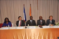 Budget 2013 : les recommandations du séminaire sur le Contrat de Désendettement et de Développement (C2D)