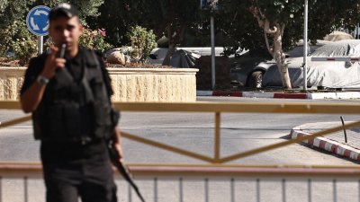 Le pont Allenby : comment ce lien vital avec la Cisjordanie est contrôlé par Israël et pourquoi c'est important