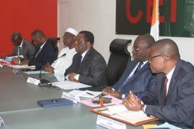 La CEI réceptionne le rapport d’observation de la POECI sur le processus électoral