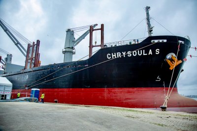 Côte d'Ivoire : Le Grand Moulin d'Abidjan (GMA) accueille le navire Chrysoula S avec une cargaison de blé américain