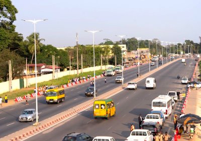 Chantier de la voie de contournement d'Abidjan (Y4) : le ministre Amédé Koffi Kouakou annonce deux déviations au niveau du croisement des rails à compter du 07 mars