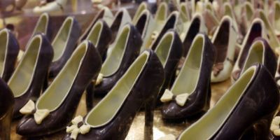 Un artisan chocolatier ivoirien lance le premier chocolat de pâtisserie fabriqué en Côte d’Ivoire