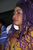 Souvenir :  Akissi Delta dans «Comment ça va»