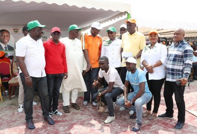 CMU : le ministre Adama Kamara annonce qu’à partir de février la carte d’assurée sera disponible 10 minutes après l’enrôlement